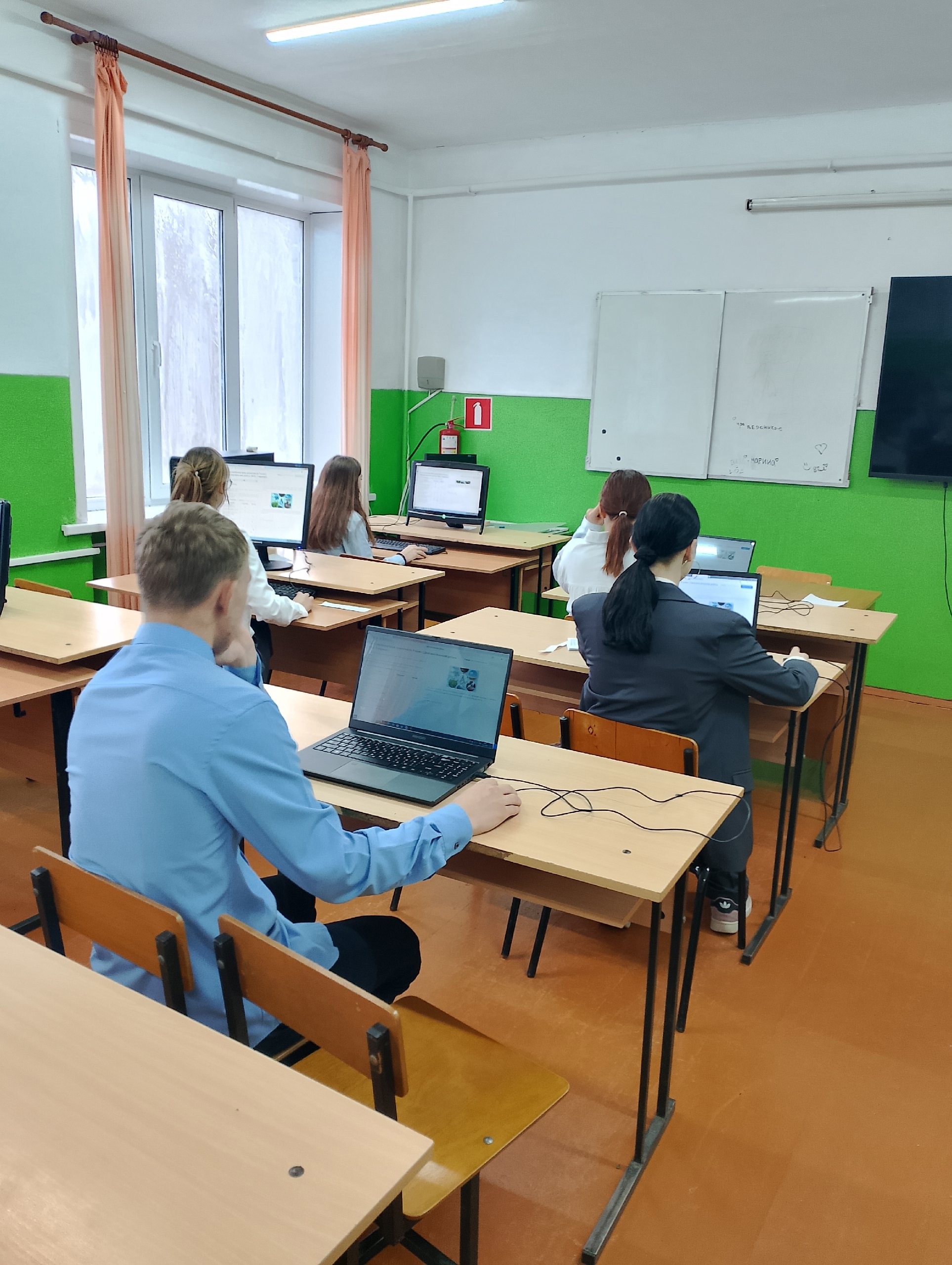 Выполнение диагностических работ по естественнонаучной грамотности 9 класс ноябрь.